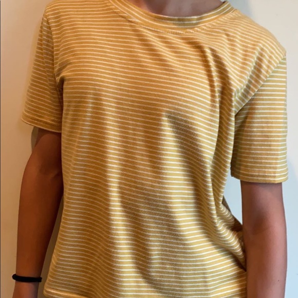 yellow striped tee - Picture 4 of 4